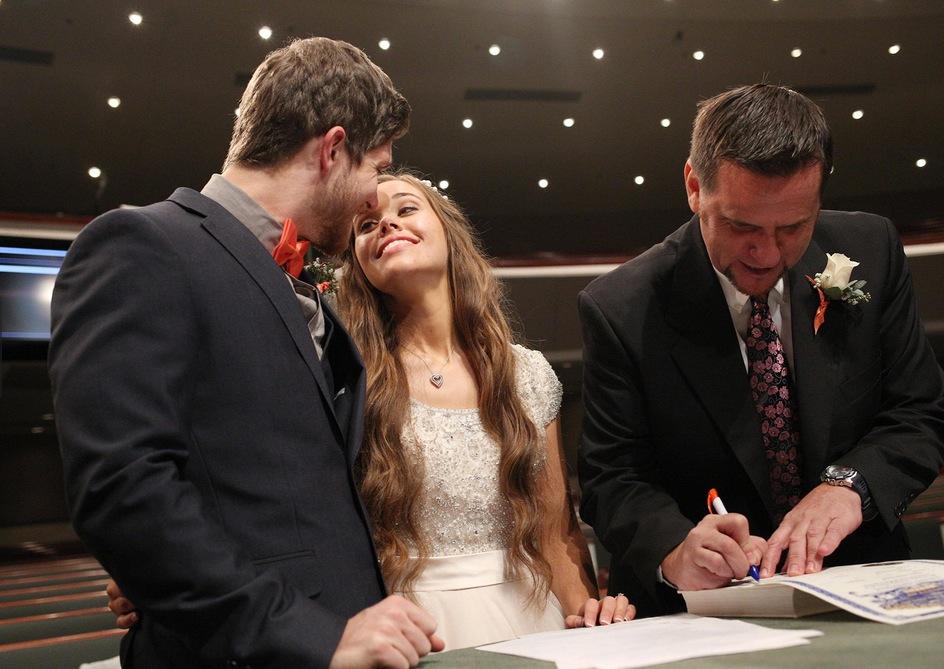 Jessa duggar ben seewald anniversary 7