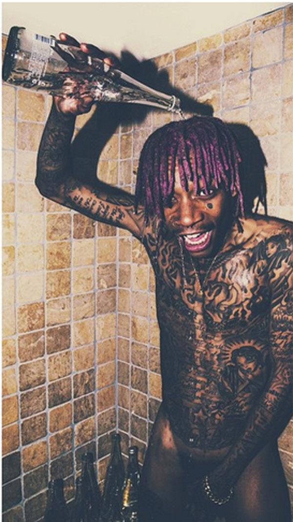 Whiz khalifa nude