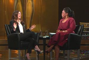 2011__03__Anne_Hathaway_Oprah_Winfrey_March1newsne.jpg