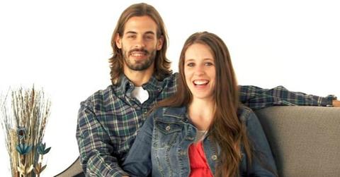 Jill duggar risque dress fans love it pp