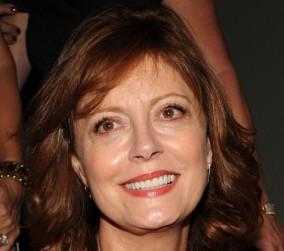 2010__10__Susan_Sarandon_Oct4news 284×300.jpg