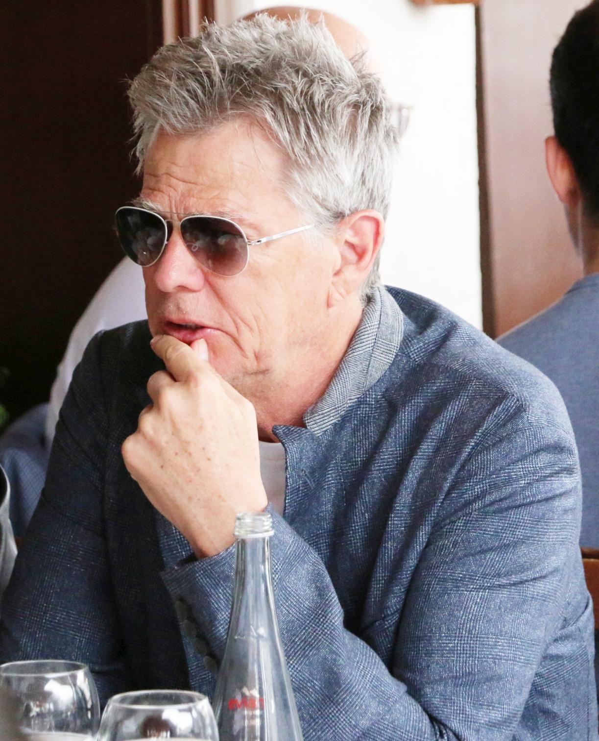 EXCLUSIVE: David Foster Gets A Kiss From Kyle Richards While Having Lunch With Mohamed Hadid