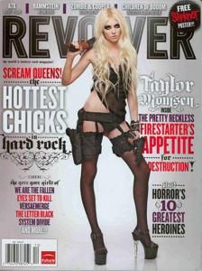 2010__10__Taylor_Momsen_Oct14news 224&#215;300.jpg