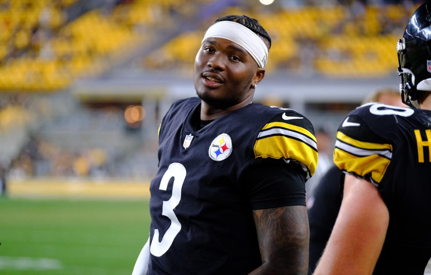 pittsburgh steelers quarterback dwayne haskins dead at