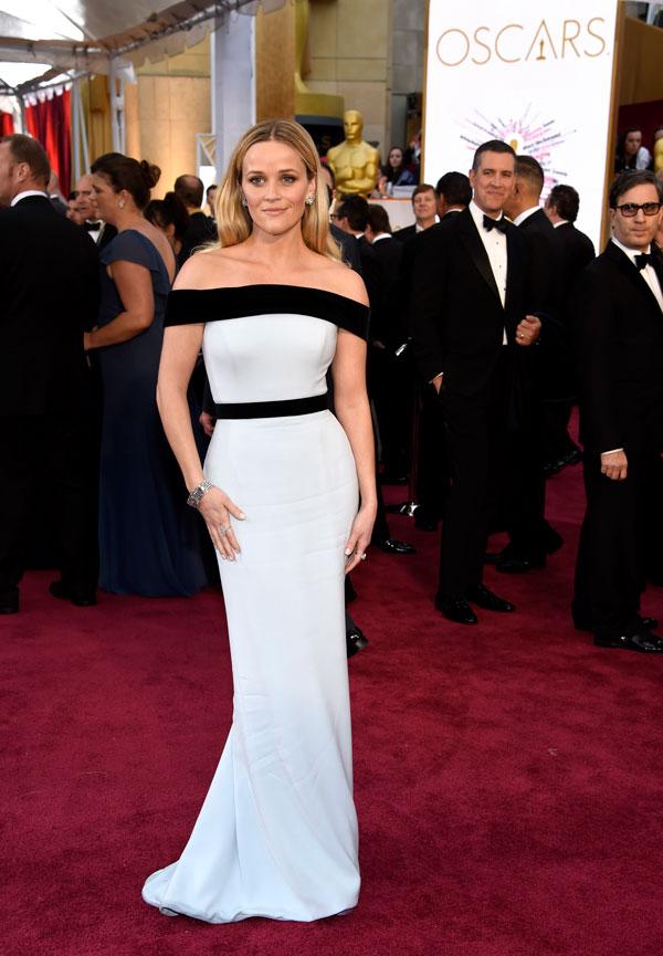 Reese witherspoon 2015 oscars arrivals 03