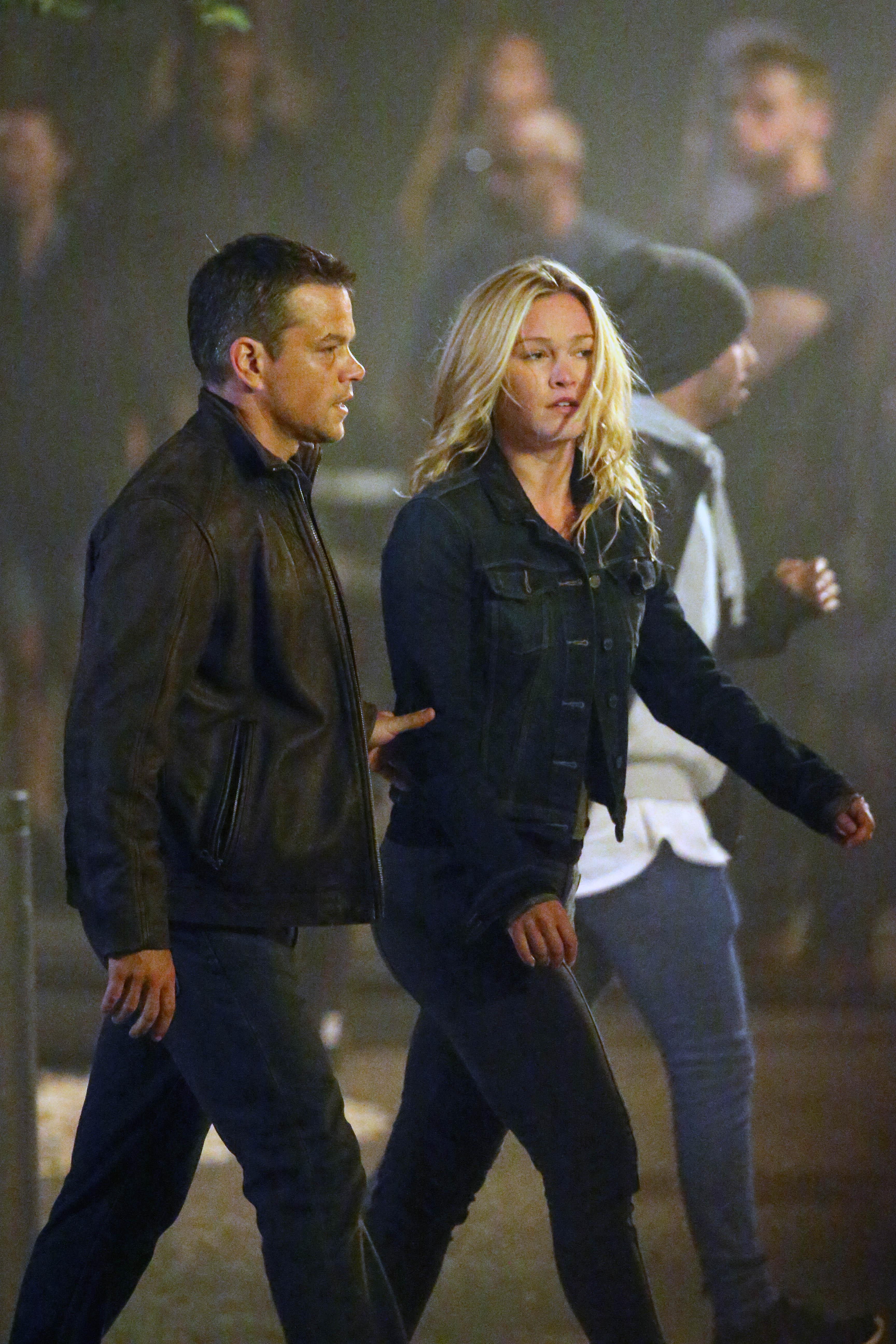 EXCLUSIVE: ***PREMIUM EXCLUSIVE RATES APPLY*** Matt Damon and Julia Stiles are seen on set filming scenes for the new Bourne 5.