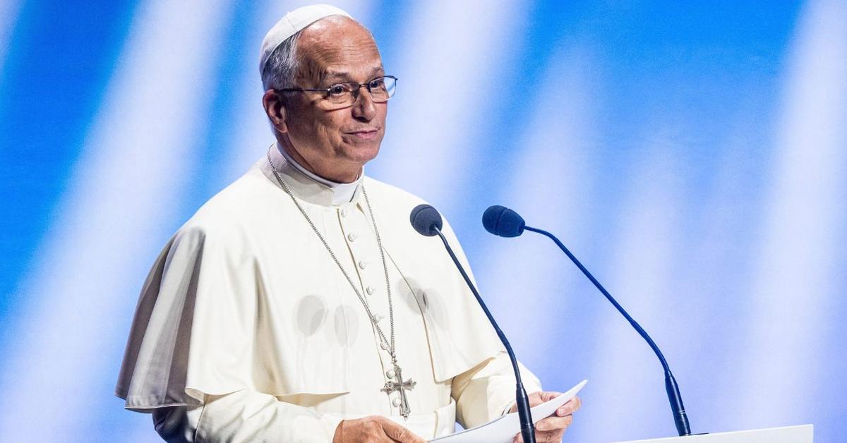 Pope Leo Says AI Fears Aren't 'Fake News' and Rejects Donald Trump Characterization of Safety Concerns as a 'Hoax': 'This Is a Problem'