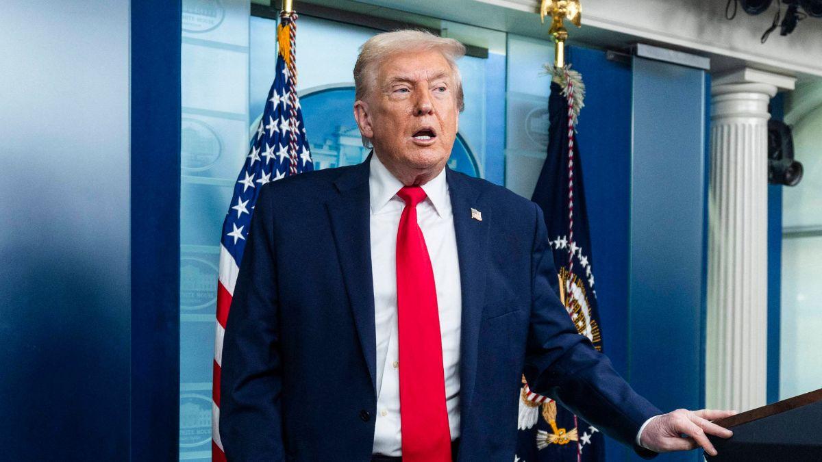 image of Another said Coulter's tweet was 'ridiculous.'