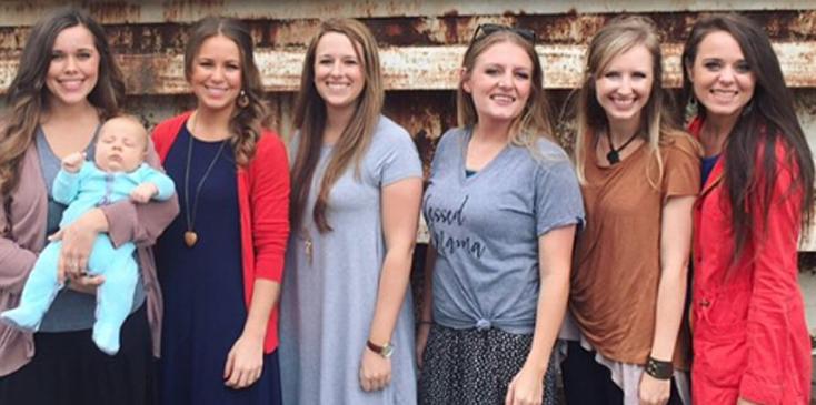 Jinger duggar pregnant rumors baby bump hero