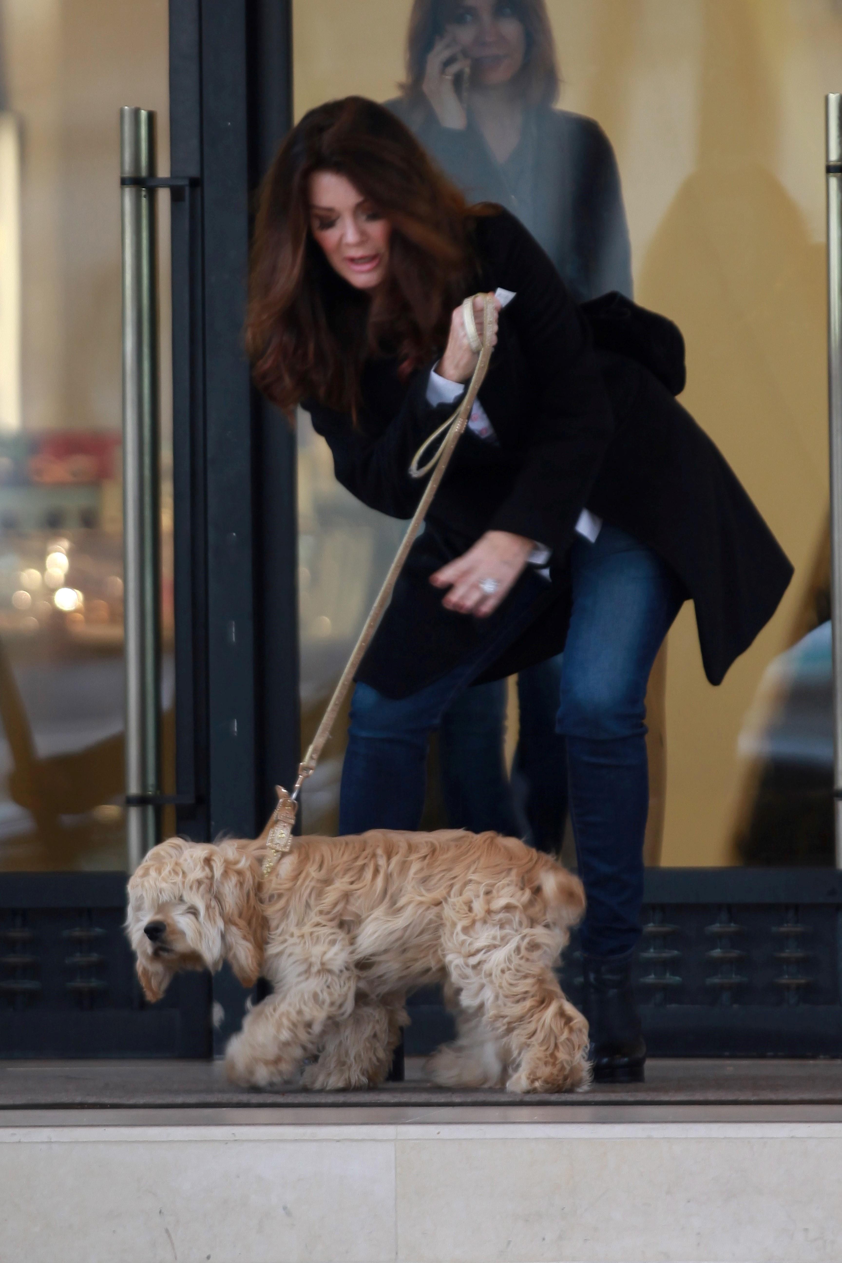 Lisa Vanderpump New Puppy 01