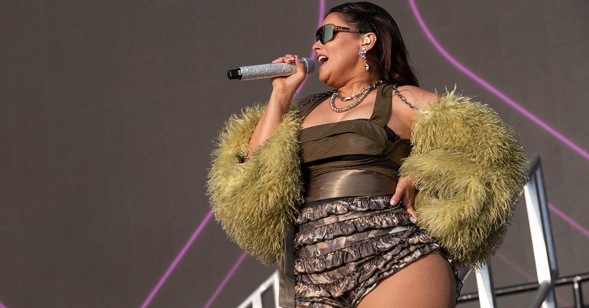 Photo of Nelly Furtado slammed rumors she went under the knife. 