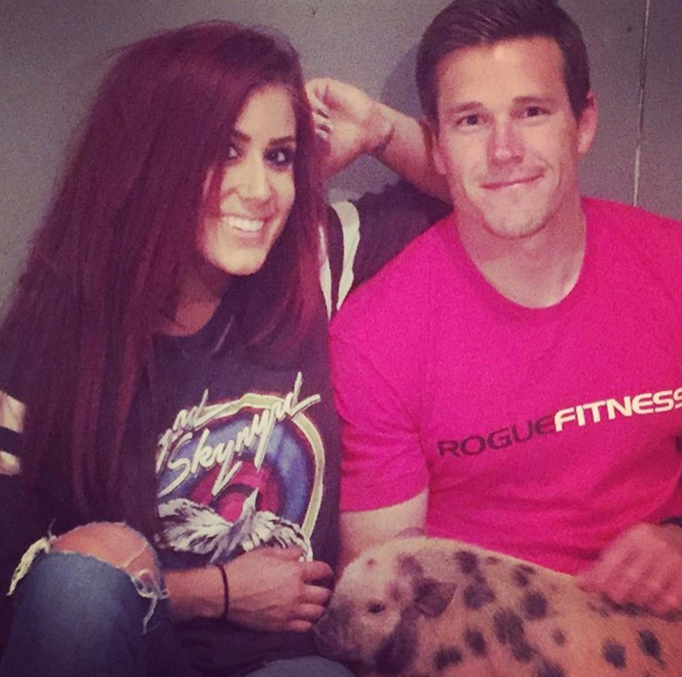 Chelsea houska cole debeoer pet pig