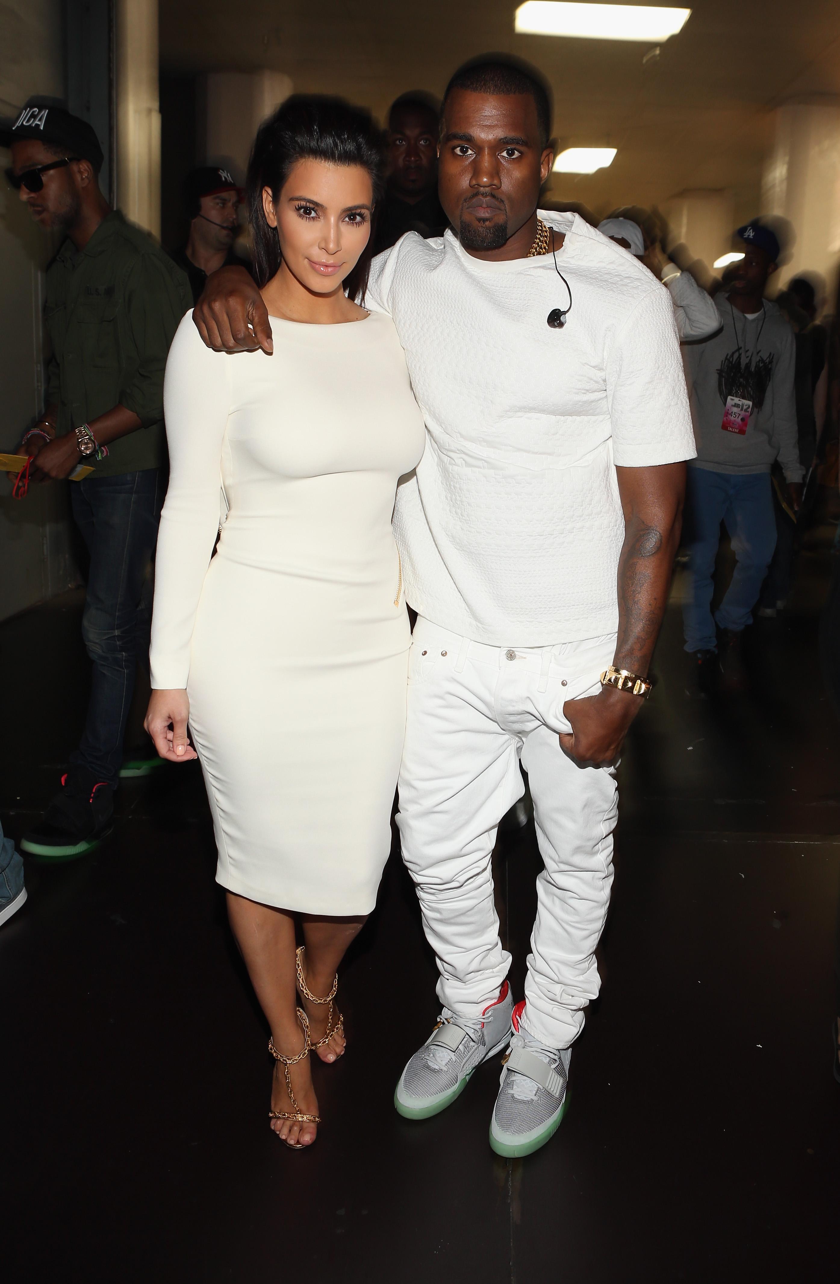 Kanye west kim kardashian divorce updates mothers day surprise