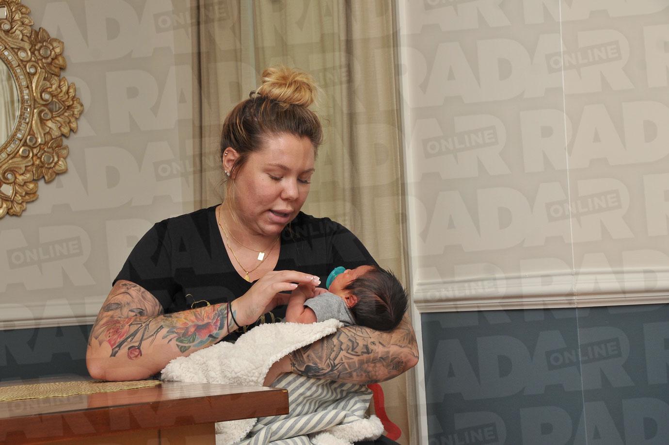 EXCLUSIVE: Kailyn Lowry seen for the first time since giving birth to new baby boy