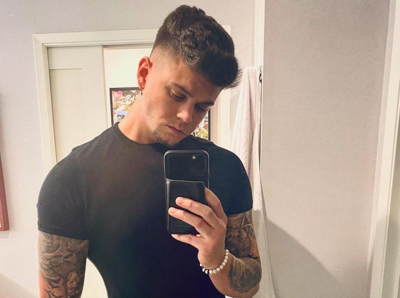 MTV Star Tyler Baltierra Shows Off Muscles In Transformation Photos