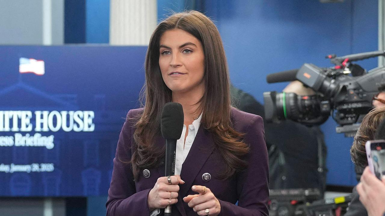 photo of The president dissed the CNN star after her segment about the majority of Americans being unhappy with the economy.