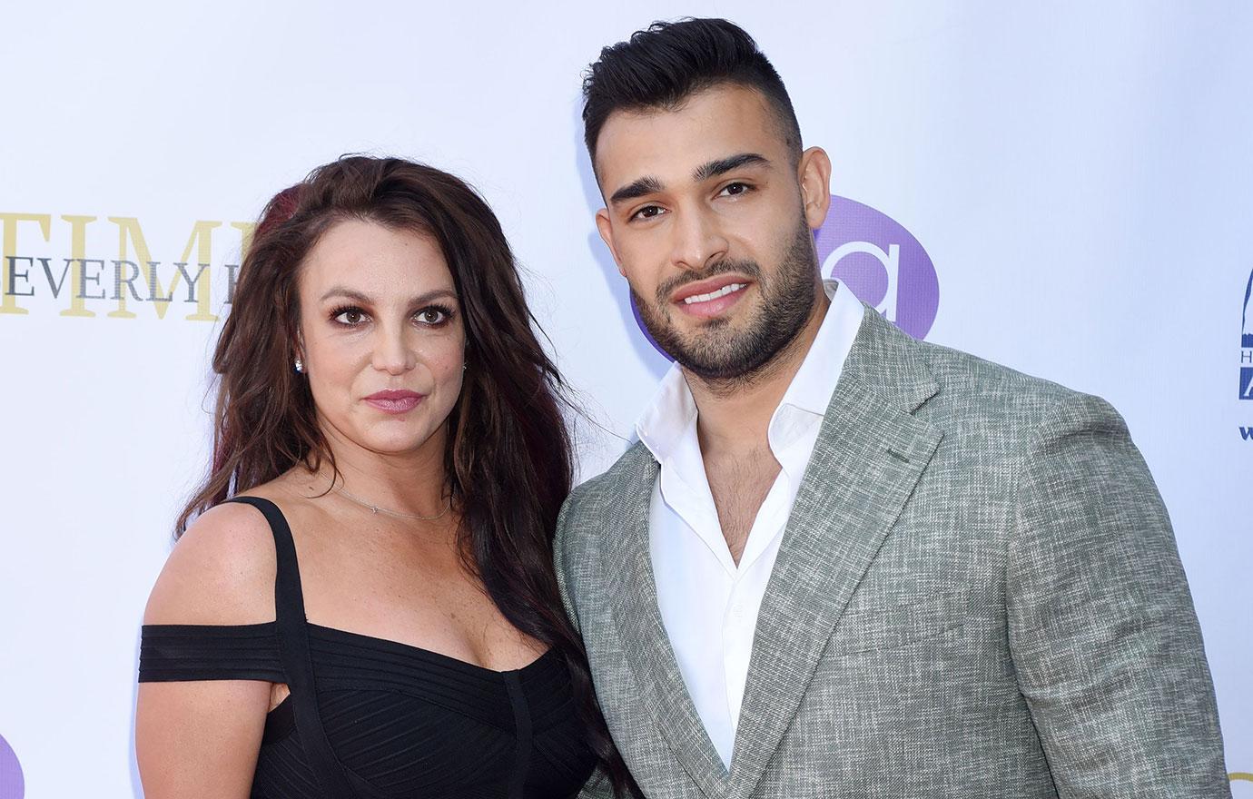 britney spears fiance sam asghari hashing out money woes