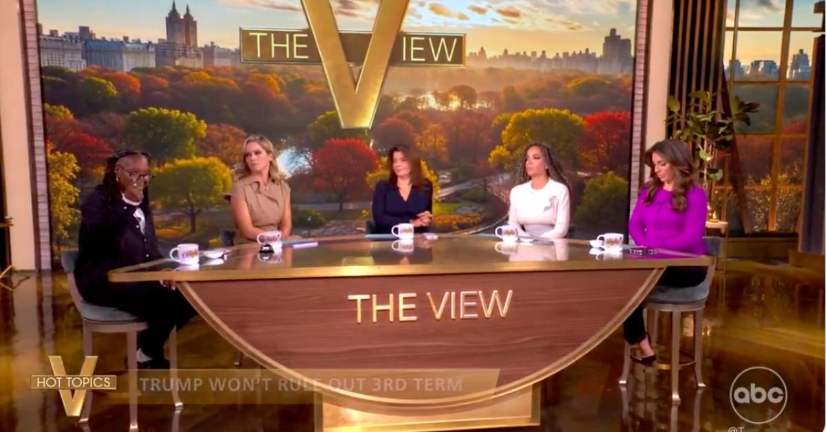 Photo of Sunny Hostin thinks the president is renovating the White House because he doesn't plan on leaving.