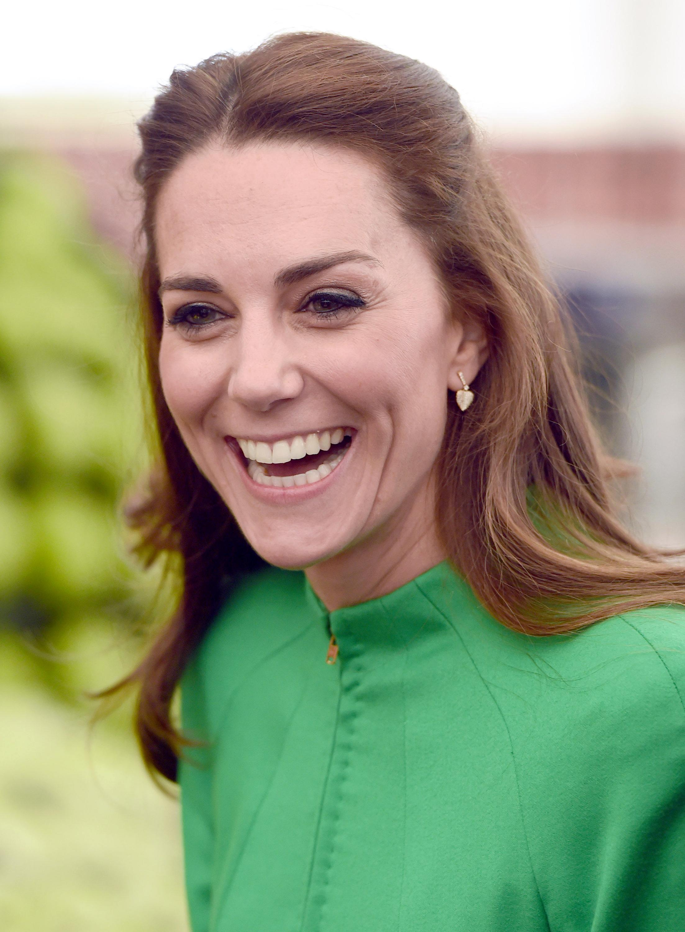 kate middleton pregnant twin daughters