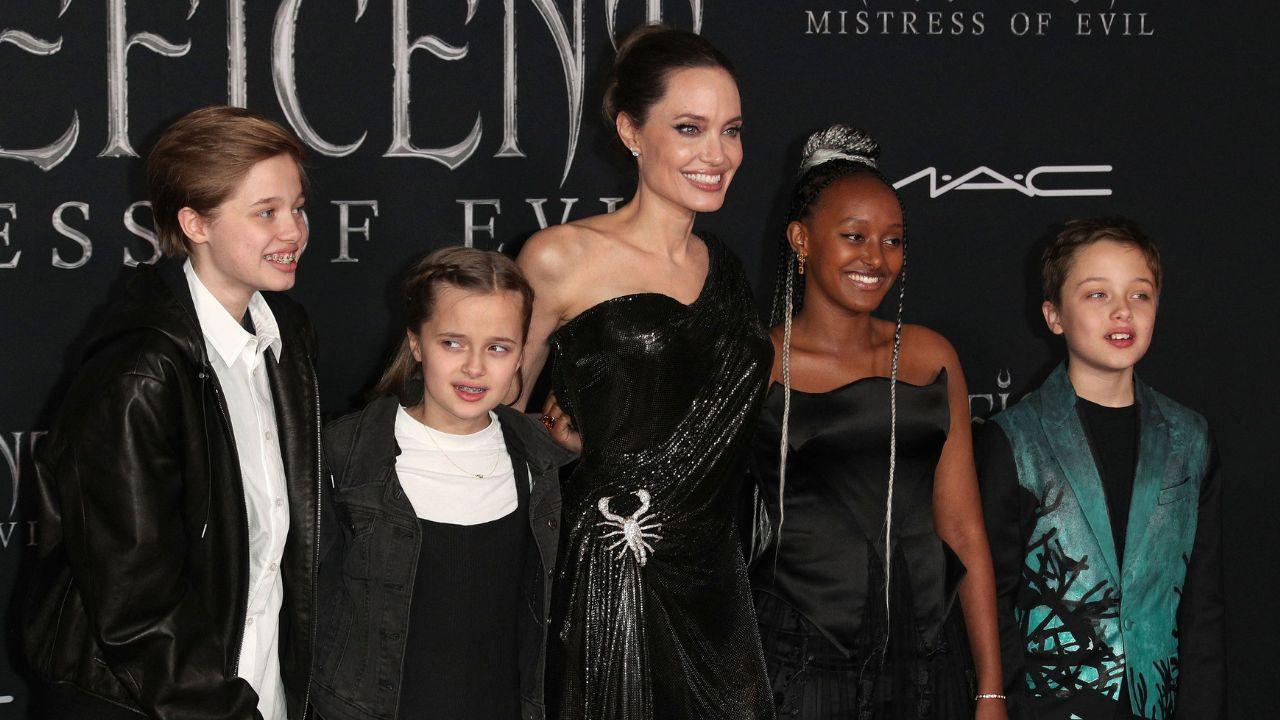 image of Angelina Jolie and kids