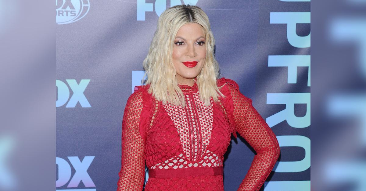 tori spelling adresses dean mcdermott absence family christmas card rumors