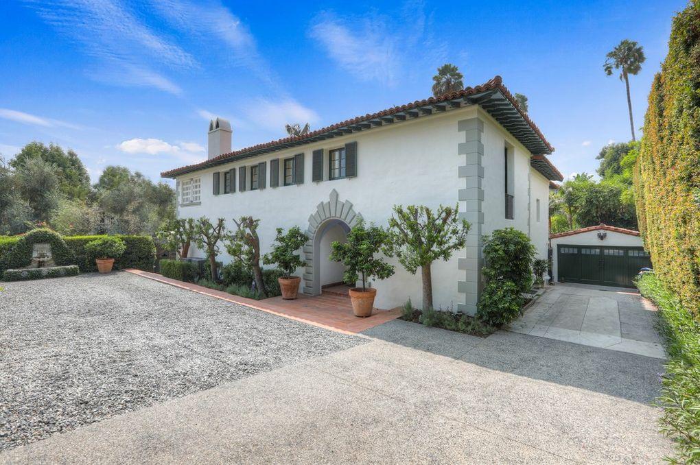 kristen stewart house driveway