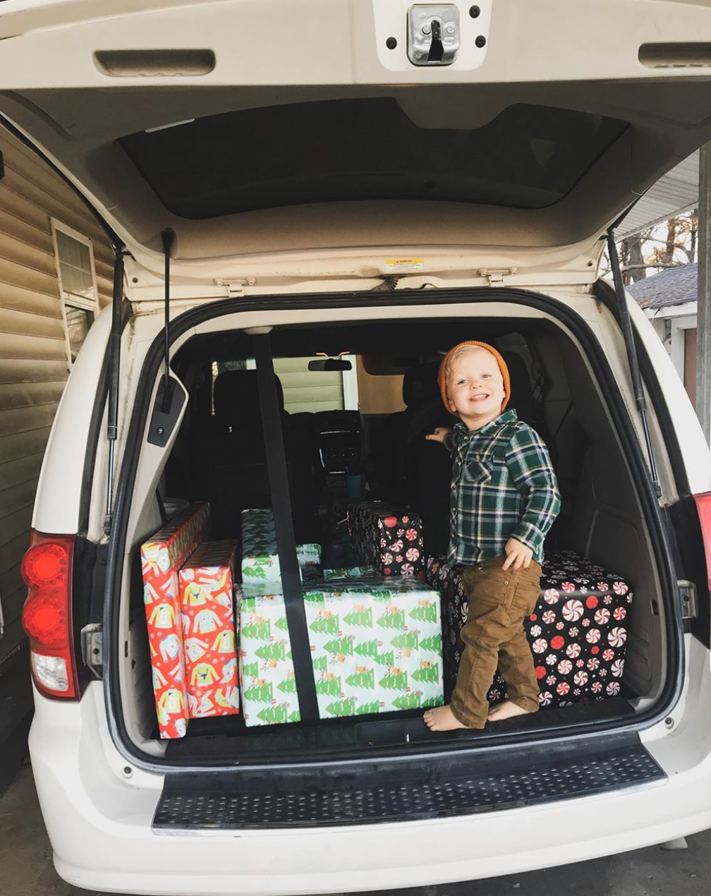 Jessa Duggar Gift Exchanges