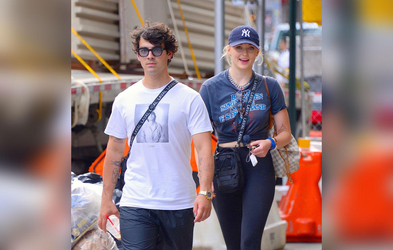 joe-jonas-sophie-turner-married-wedding-vegas-photos-video-instagram