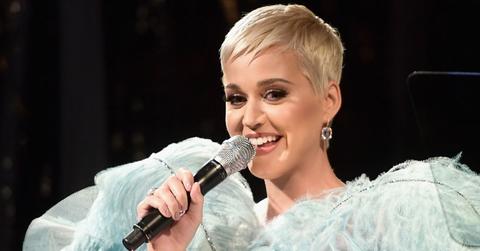 Katy perry home post pic