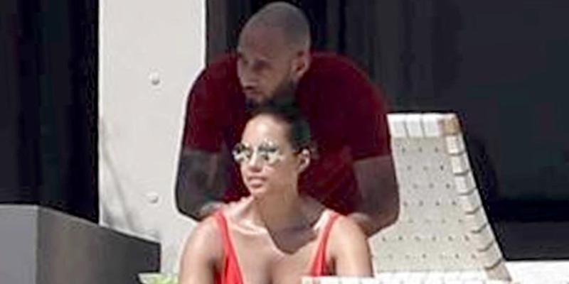 Swizz Beatz Alicia Keys Pack On The PDA During Vacation In Mexico