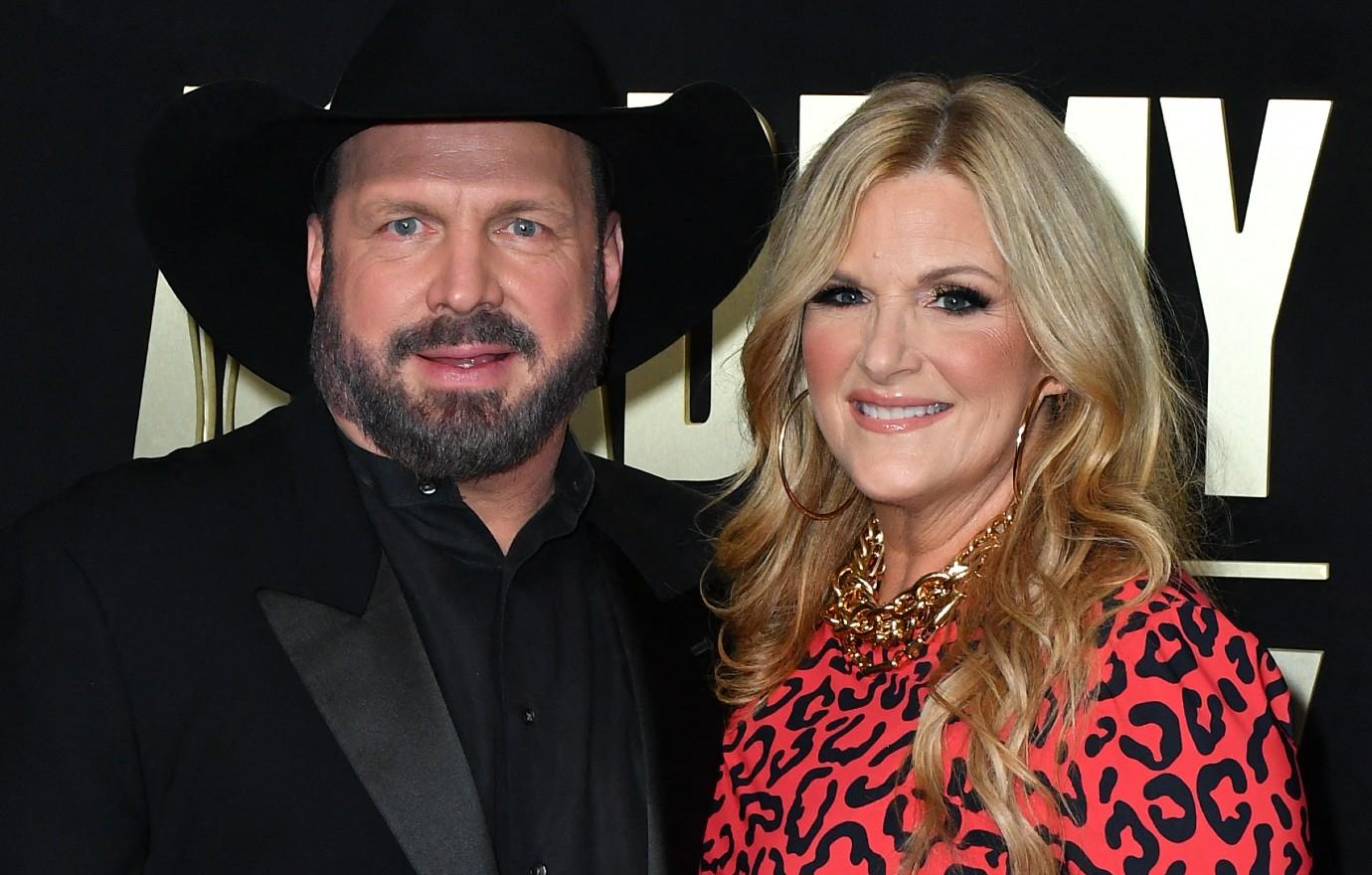 garth brooks sued by makeup artist