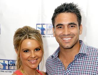 Ali fedotowsky nov17 chow.jpg