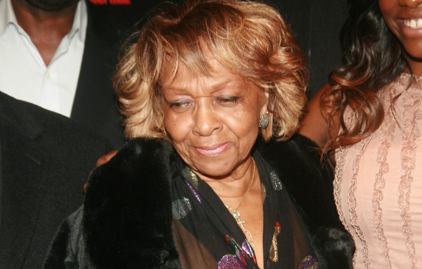 whitney houstons mother cissy dead