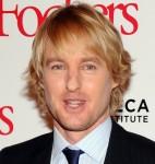 2011__01__Owen_Wilson_Jan11 142&#215;150.jpg