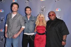 2011__06__The_Voice_Judges_June30newsnea 300&#215;199.jpg