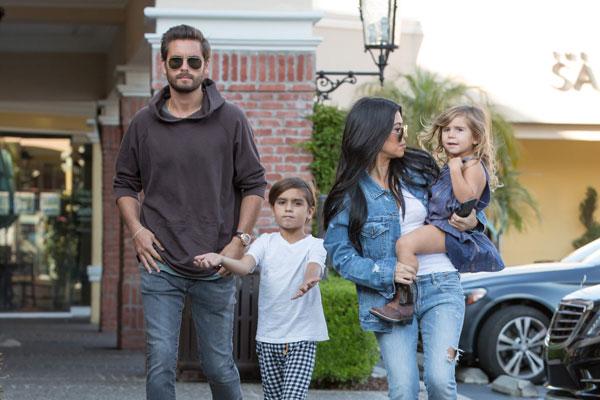 Kourtney kardashian scott disick split custody battle