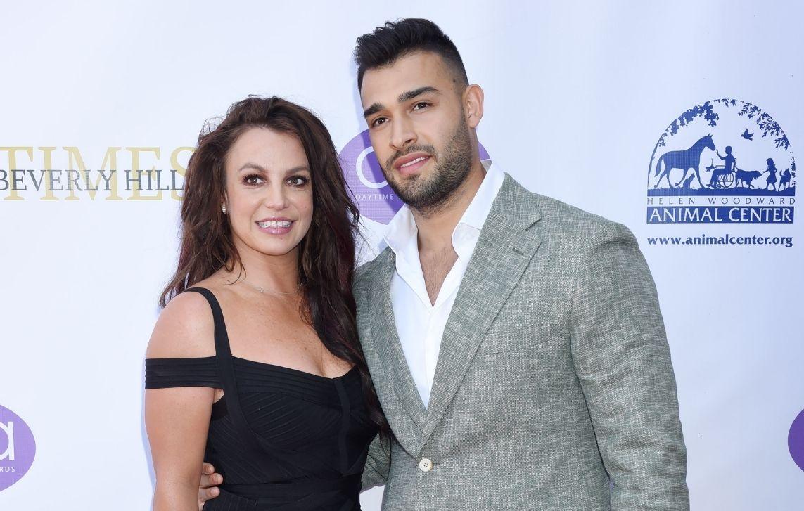 sam asghari wants britney spears to feel special maui vacation