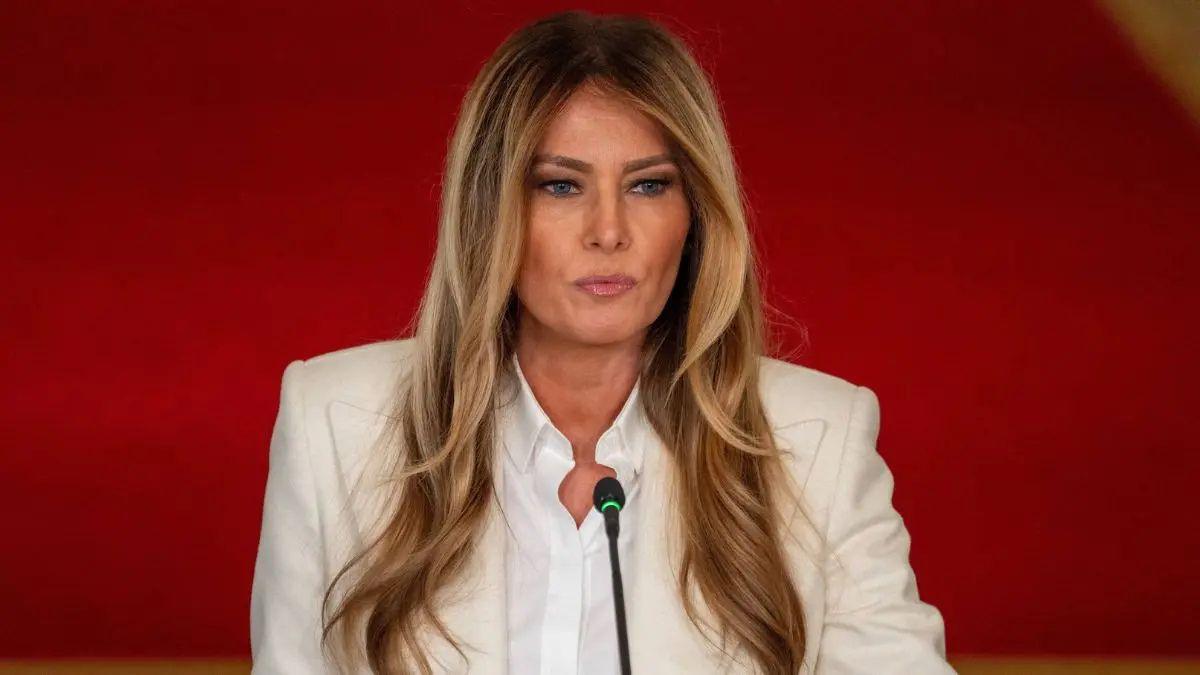 Photo of Melania Trump told the public not to believe 'lies and manipulated images.'