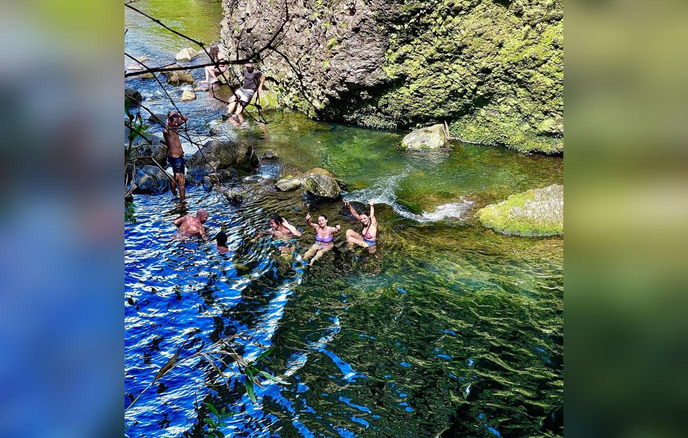 aaron rodgers shailene woodley on vacation with miles teller keleigh sperry