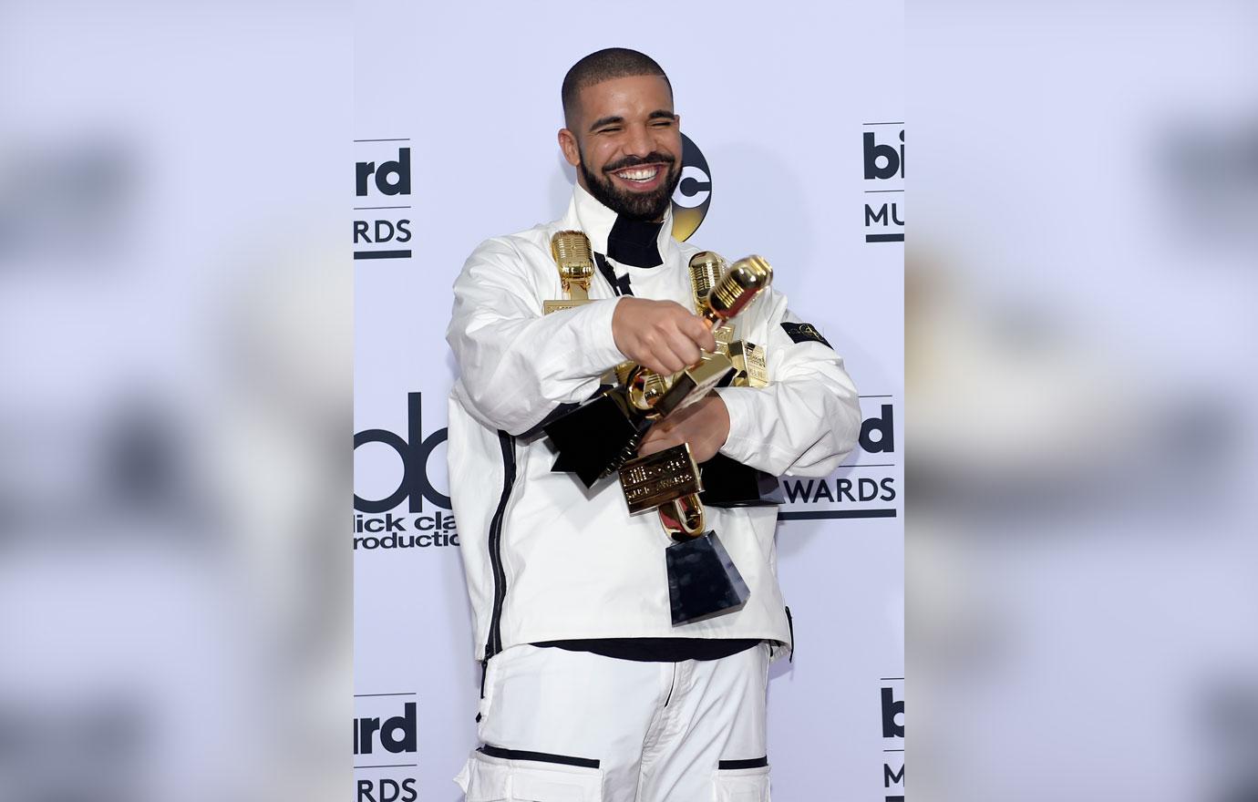 2017 Billboard Music Awards &#8211; Press Room