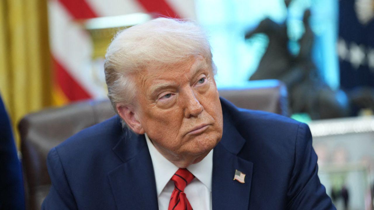 Image of ‘The Daily Show’ host suggested that withdrawing attention could change the relationship between the press and president.