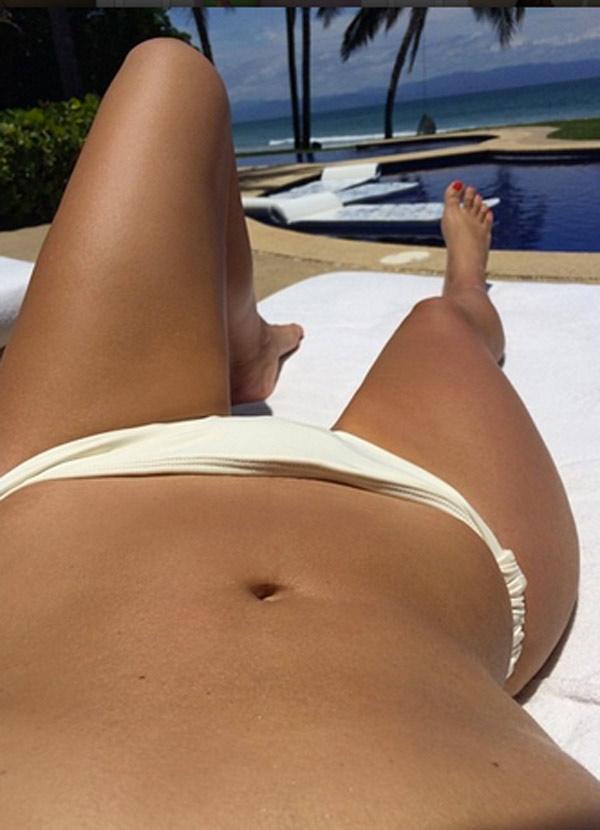 Kim kardashian tanning