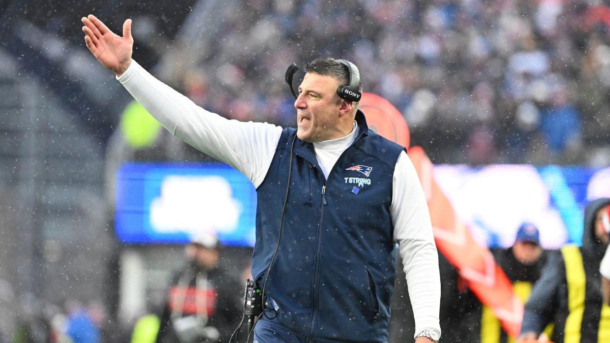 Image of Mike Vrabel is the head coach of the New England Patriots.
