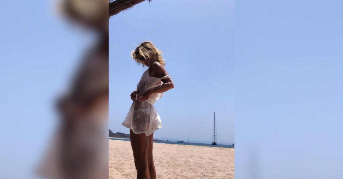 kelly ripa hottest photos
