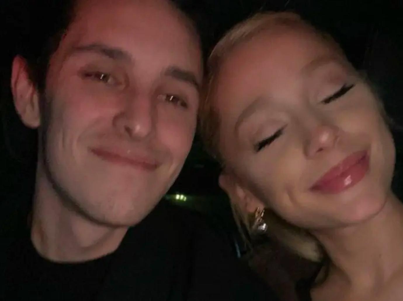 ariana grande deletes dalton gomez wedding photos separate