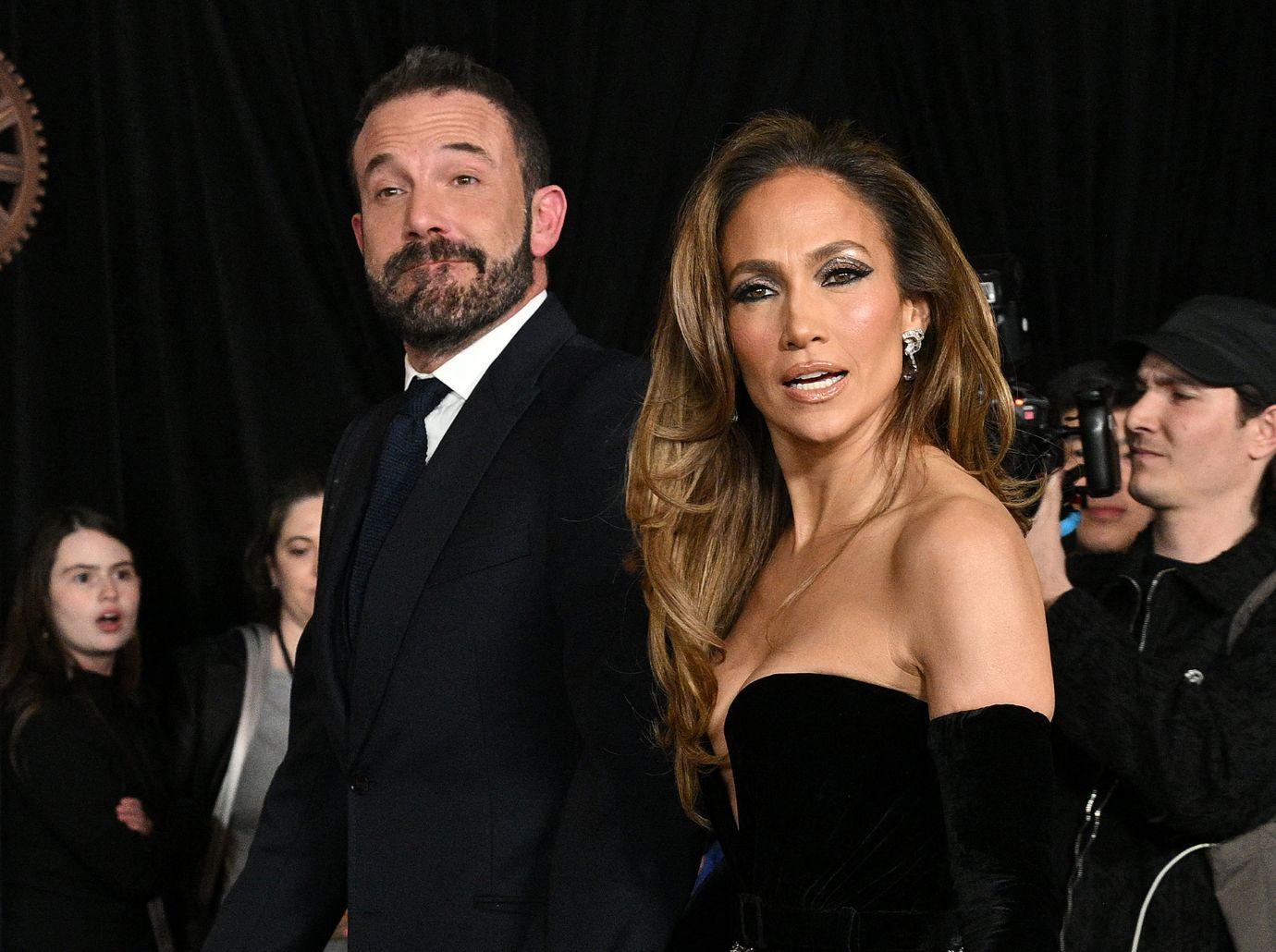 Photo of Ben Affleck and Jennifer Lopez