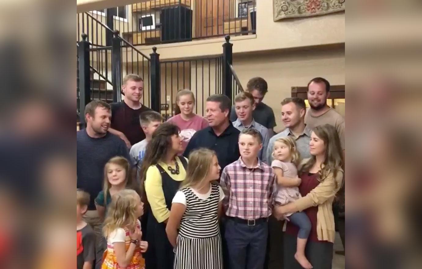 Josh duggar rare appearance mom michelle birthday video 01