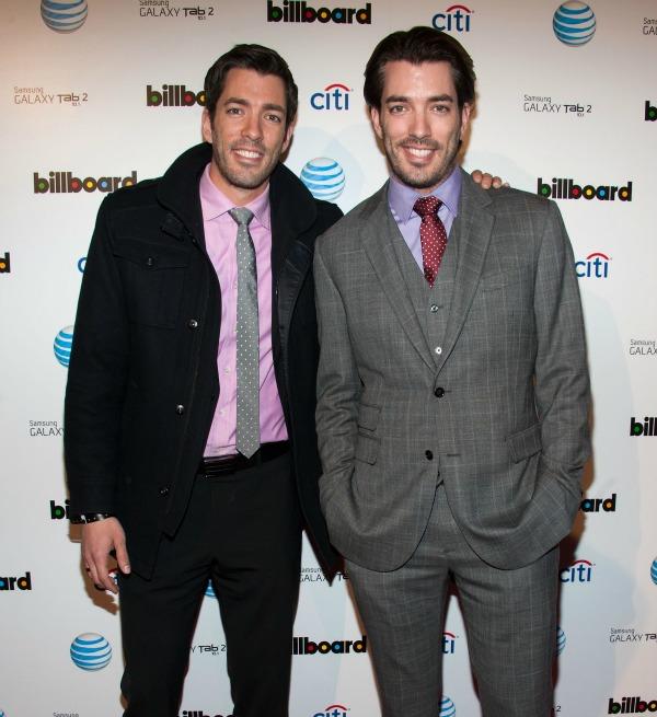 How Much Plaid Do The Property Brothers Really Wear?