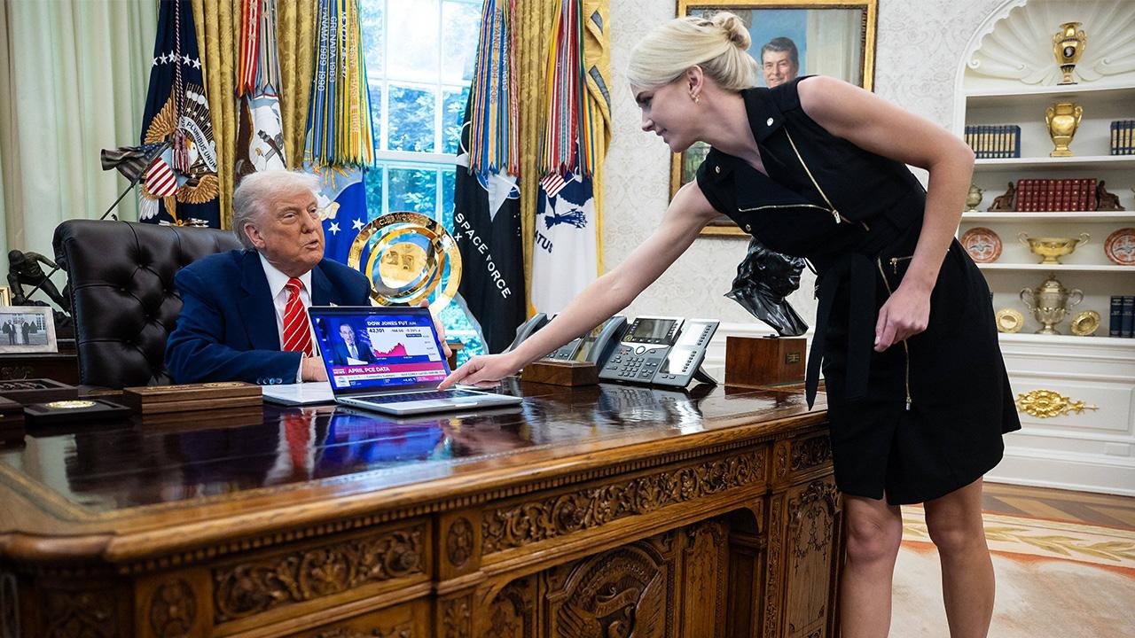 Donald Trump,Natalie Harp