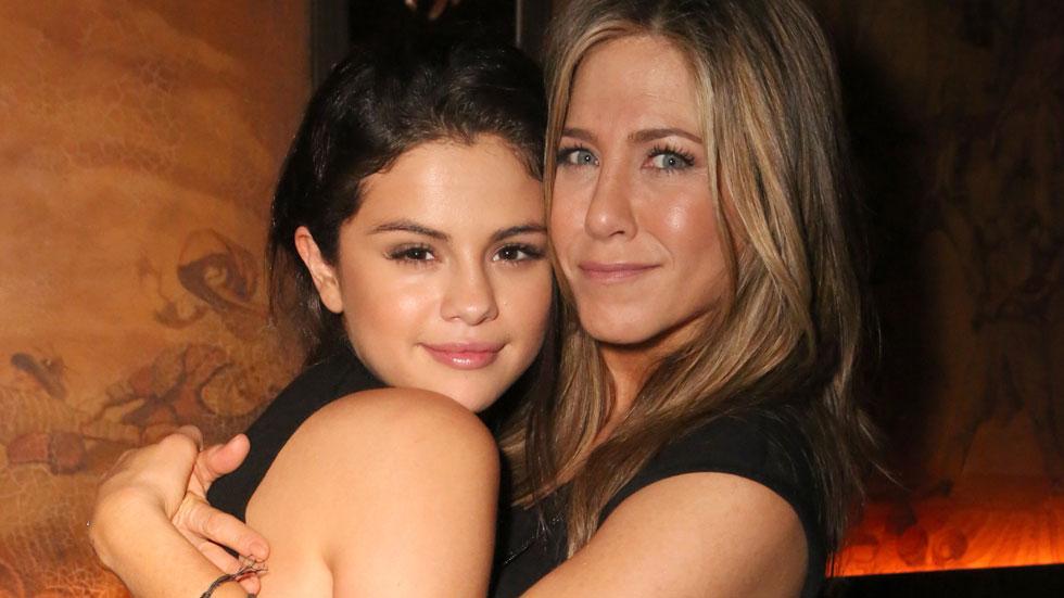 Jennifer aniston selena gomez best friends GETTY 09